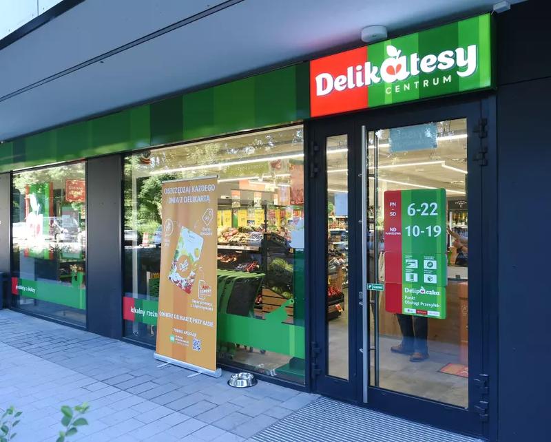 Prosty przewodnik: Jak szybko pobrać aplikację Delikatesy Centrum na każde urządzenie