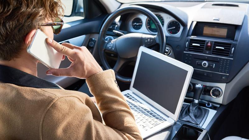 Ładowanie laptopa bez zasilacza