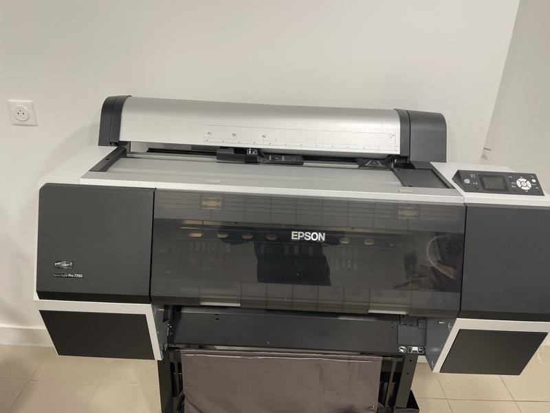 Drukarka Epson USB kontra Wi-Fi