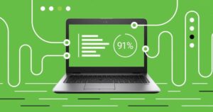 Jak skutecznie przyspieszyć laptopa? Sprawdzone metody na poprawę wydajności